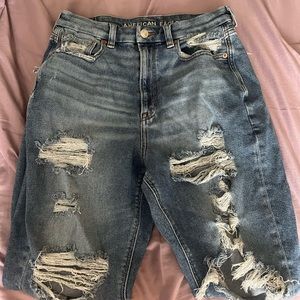 American Eagle Mom Jeans